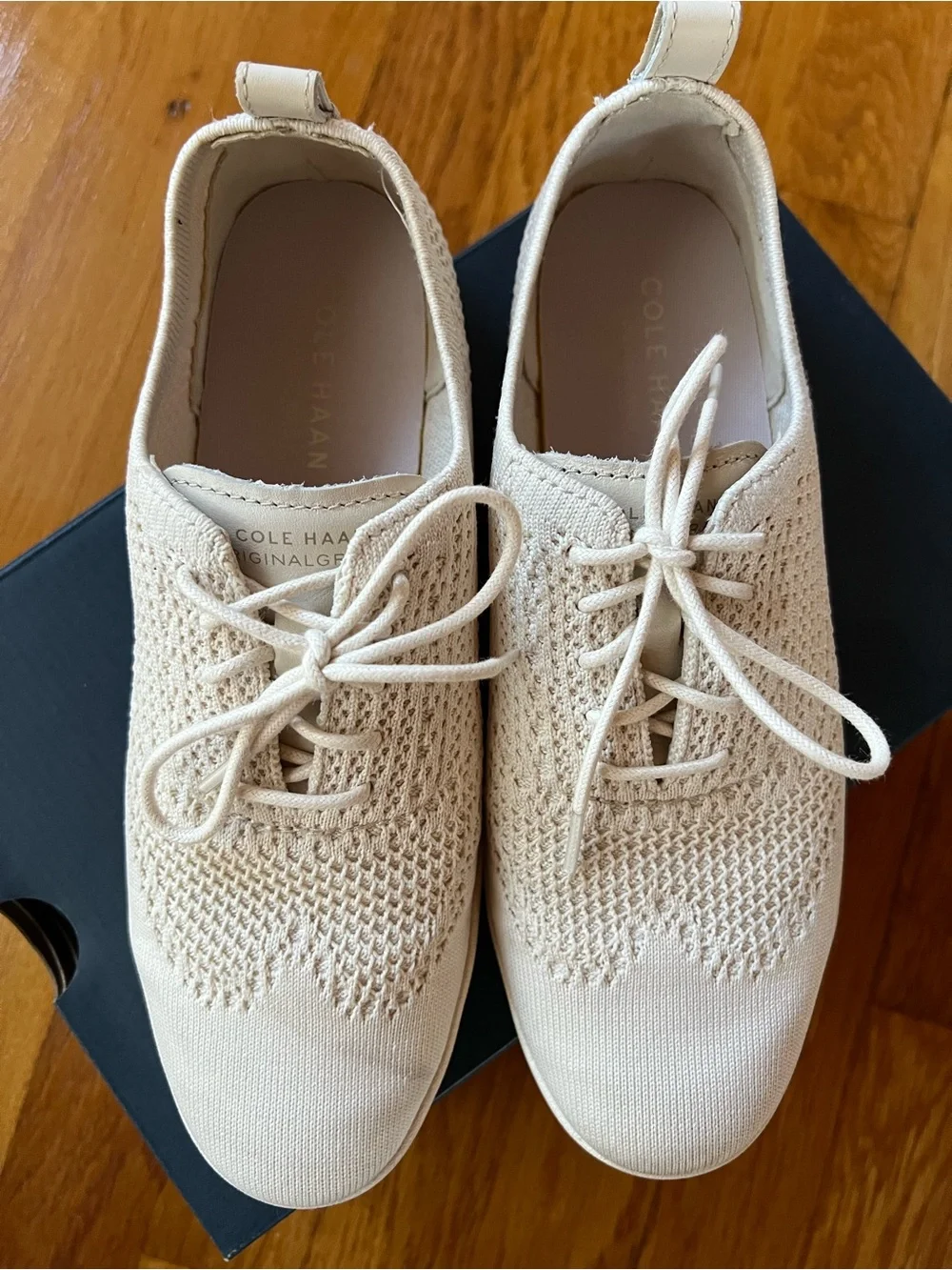 Cole Haan Women’s Contrnder in Off-White